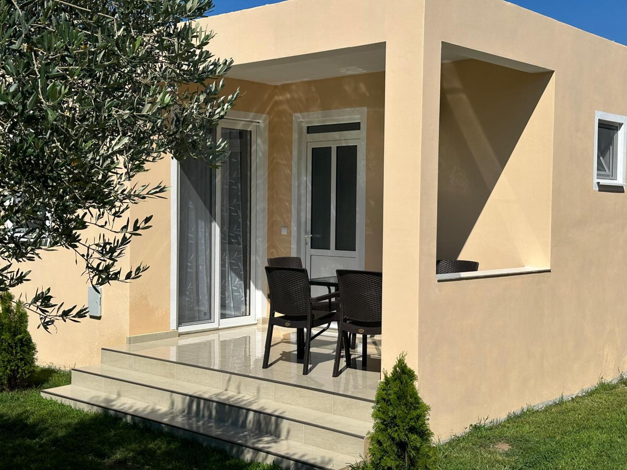Niki Apartments Ülgün Dış mekan fotoğraf