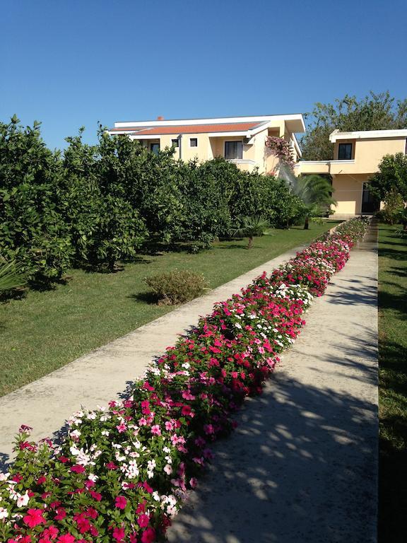 Niki Apartments Ülgün Dış mekan fotoğraf