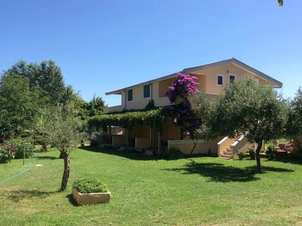Niki Apartments Ülgün Dış mekan fotoğraf