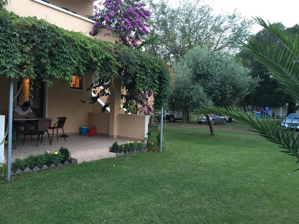 Niki Apartments Ülgün Dış mekan fotoğraf